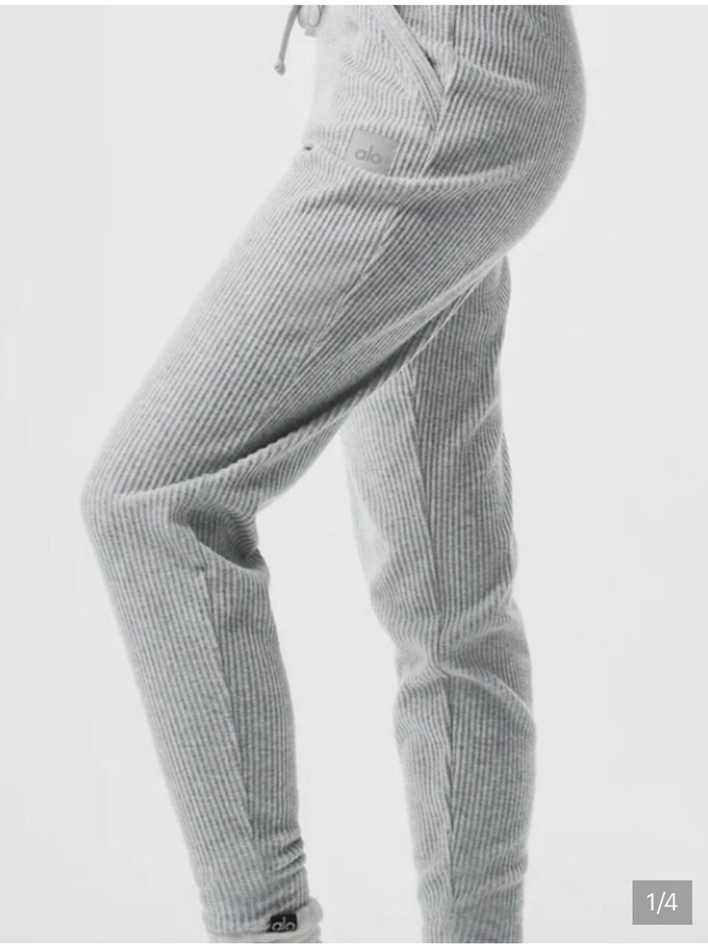 Alo Yoga Muse Jogger 2pc Set - Picture 4 of 13